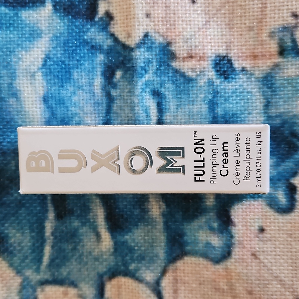 Buxom Lip Cream In White Russian